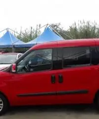 FIAT Doblo Doblò 1.6 MJT 16V Emotion FIAT Doblo Doblò 1.6 MJT 16V Emotion