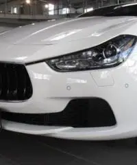 Maserati Ghibli 3.0 V6 Diesel Automatik '14 Maserati Ghibli 3.0 V6 Diesel Automatik '14