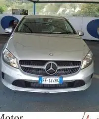 MERCEDES-BENZ A 180 d Automatic Sport km 0