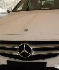 MERCEDES-BENZ E 220 d Auto AMG Line