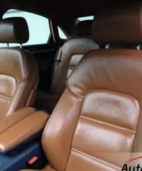 AUDI A8 4.2 TDI QUATTRO 326 CV AUDI A8 4.2 TDI QUATTRO 326 CV