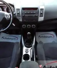 MITSUBISHI OUTLANDER 2.0 DI-D-INVITE FAP