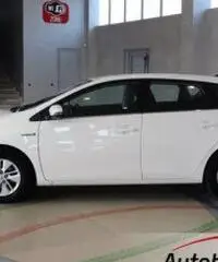 TOYOTA AURIS 1.8 HYBRID AUTOMATICA MOD.RESTYLING