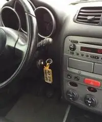 ALFA ROMEO 147 1.9 JTD (115 CV) cat 3p. Distinctive + cerchi 