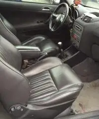 ALFA ROMEO 147 1.9 JTD (115 CV) cat 3p. Distinctive + cerchi 