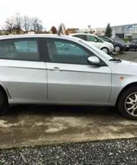 ALFA ROMEO 147 1.9 JTD (115 CV) cat 5p. Distinctive UNICO PROPR.