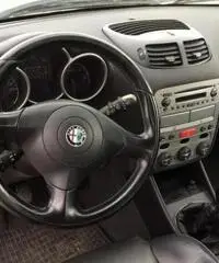 ALFA ROMEO 147 1.9 JTD (115 CV) cat 5p. Distinctive UNICO PROPR.