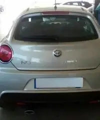 ALFA ROMEO MiTo 1.6 JTDm 16V Distinctive ALFA ROMEO MiTo 1.6 JTDm 16V Distinctive