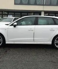 AUDI A3 SPB 2.0 TDI Sport S line Tetto+Fari LED+