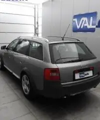 AUDI A6 allroad 2.5 TDI CV180 -Riservata ad operatori del settore!