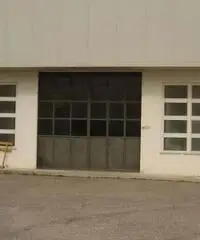 Capannone in Affitto a 2.300