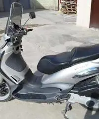 Vendo beverly 125