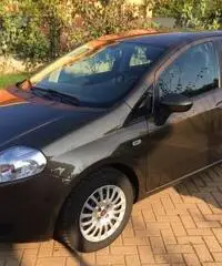 FIAT GRANDE PUNTO 1.2 benzina € 4.200