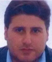 Cerco una donna tra i 20 e 50 anni . Cerco una donna tra i 20 e 50 anni .