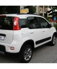 FIAT Panda 1.3 MJT 95 CV S&S 4x4 5 POSTI