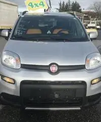 FIAT Panda 1.3 MJT 95 CV 4x4 km 6.000!!