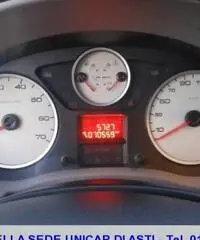 FIAT Scudo 2.0 MJT/136 DPF PL Panorama Executive 5 posti (M1)
