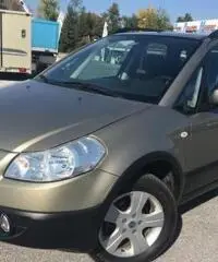 FIAT Sedici 1.9 MJT 4x4 FIAT Sedici 1.9 MJT 4x4