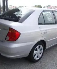 Hyundai Accent 1.5 crdi GLS Hyundai Accent 1.5 crdi GLS