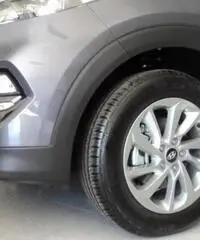 HYUNDAI Tucson 1.7 CRDi XPossible + Pelle e Tetto Apribile - KM0