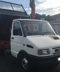 IVECO Daily 35.12 2.8 TDI ribaltabile + gru Ferrari