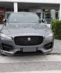 JAGUAR F-Pace 2.0d 180 CV AWD AUT. R-SPORT SOLO 3000 KM !!!
