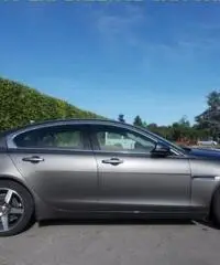JAGUAR XE XE 2.0 D T. PRESTIGE 180CV AUT. OTTIME CONDIZIONI JAGUAR XE XE 2.0 D T. PRESTIGE 180CV AUT. OTTIME CONDIZIONI