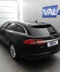 JAGUAR XF 2.2 D SPORTBRAKE LUXURY CV200 - Pochi chilometri!!