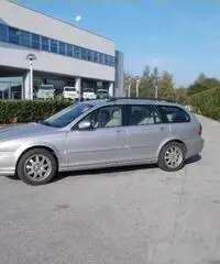 JAGUAR X-Type 2.0D cat Wagon Classic JAGUAR X-Type 2.0D cat Wagon Classic