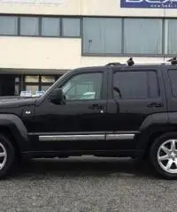 JEEP Cherokee 2.8 CRD DPF Limited Auto +Pelle +Navi +Sens Pdc JEEP Cherokee 2.8 CRD DPF Limited Auto +Pelle +Navi +Sens Pdc