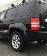 JEEP Cherokee 2.8 CRD DPF Limited Auto +Pelle +Navi +Sens Pdc JEEP Cherokee 2.8 CRD DPF Limited Auto +Pelle +Navi +Sens Pdc