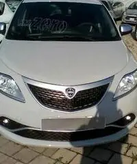 LANCIA Ypsilon 1.2 69 CV 5 porte Mya