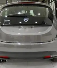 LANCIA Ypsilon 1.2 69 CV 5 porte Gold