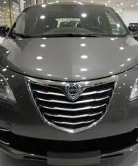 LANCIA Ypsilon 1.2 69 CV 5 porte Gold