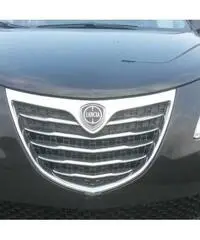 LANCIA Ypsilon 1.2 69 CV 5 porte Silver