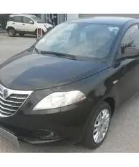 LANCIA Ypsilon 1.2 69 CV 5 porte Silver