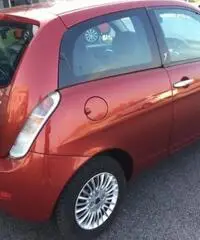 LANCIA Ypsilon 1.3 MJT 75 CV Argento