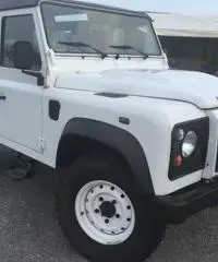 LAND ROVER Defender 90 2.2 TD4 Station Wagon  N1