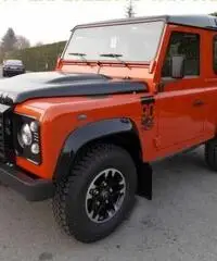 LAND ROVER Defender 90 2.2 TD4 Station Wagon Adventure Edition N1