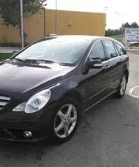 Mercedes-Benz R 320 Sport 4 matic Lunga