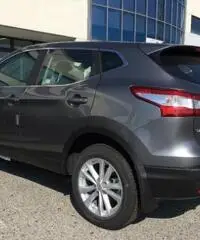 NISSAN Qashqai 1.6 dCi 2WD Connecta + Acenta + X-Tronic CVT +NAVI