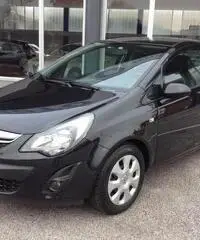 Opel Corsa 1.2 gpl tech 3p PARI AL NUOVO