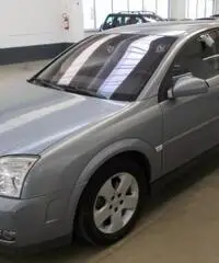 OPEL Signum 2.2 16V DTI Elegance