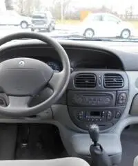 RENAULT Megane Scénic Evol. 1.6 16V cat Expression