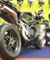 MV F4R