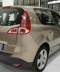RENAULT Scenic X-Mod 1.5 dCi 110CV Dynamique