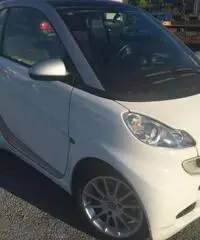SMART ForTwo 1000 52 kW MHD coupé passion