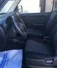 SUZUKI Jimny 1.5 DDiS 4WD JLX Neopatentato!