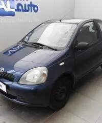 TOYOTA Yaris 1.0i VVT-i CV68-Venduta vista e piaciuta! TOYOTA Yaris 1.0i VVT-i CV68-Venduta vista e piaciuta!