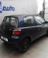 TOYOTA Yaris 1.0i VVT-i CV68-Venduta vista e piaciuta!